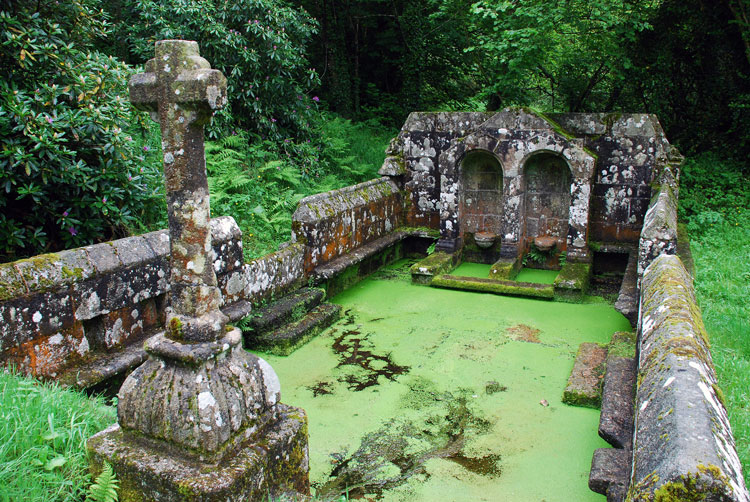 Click for full size image of Fontaine du Coq (PID:107945) Fontaine du Coq