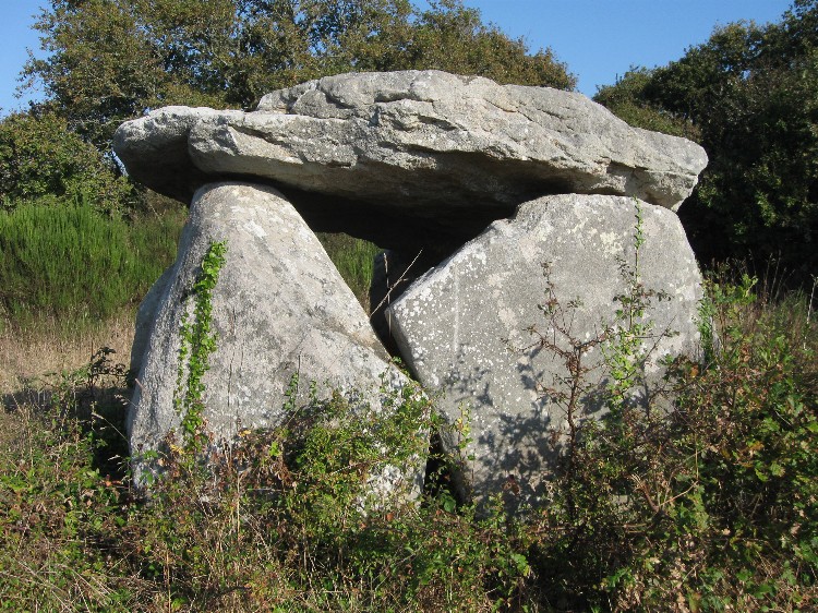 Kercadoret dolmen