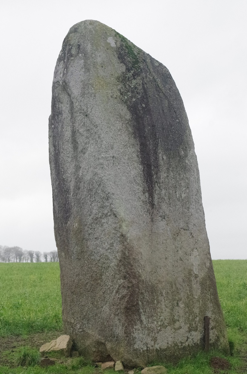 Menhir de Kerdanué