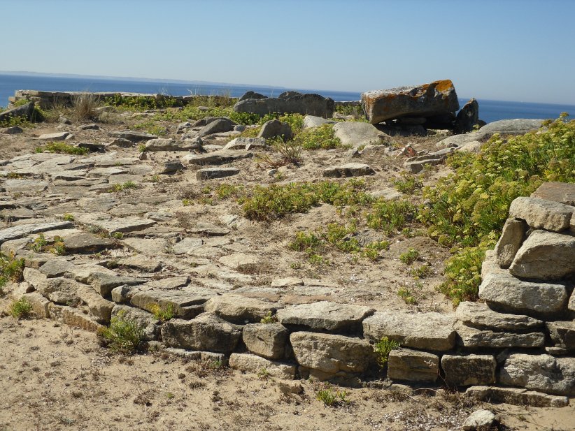 Porz Guen dolmens