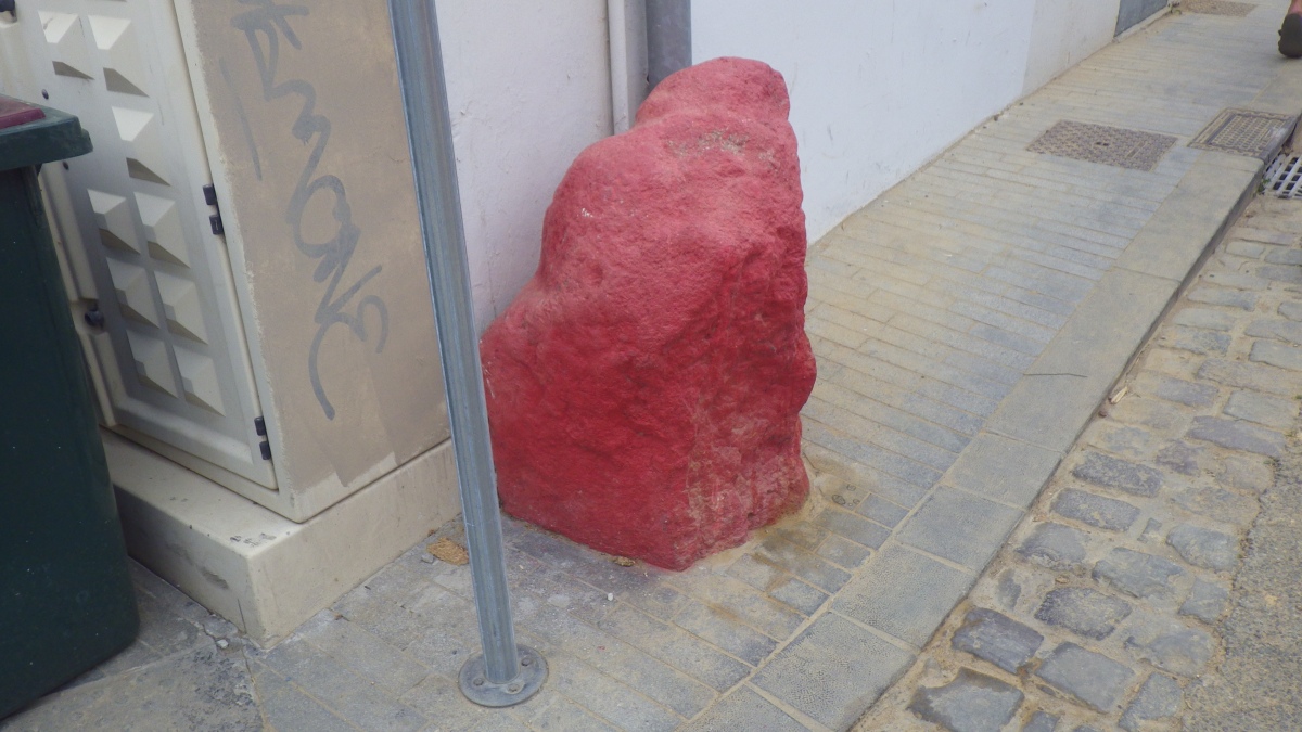 Menhir du Pilier Rouge (PID:279585) Menhir du Pilier Rouge