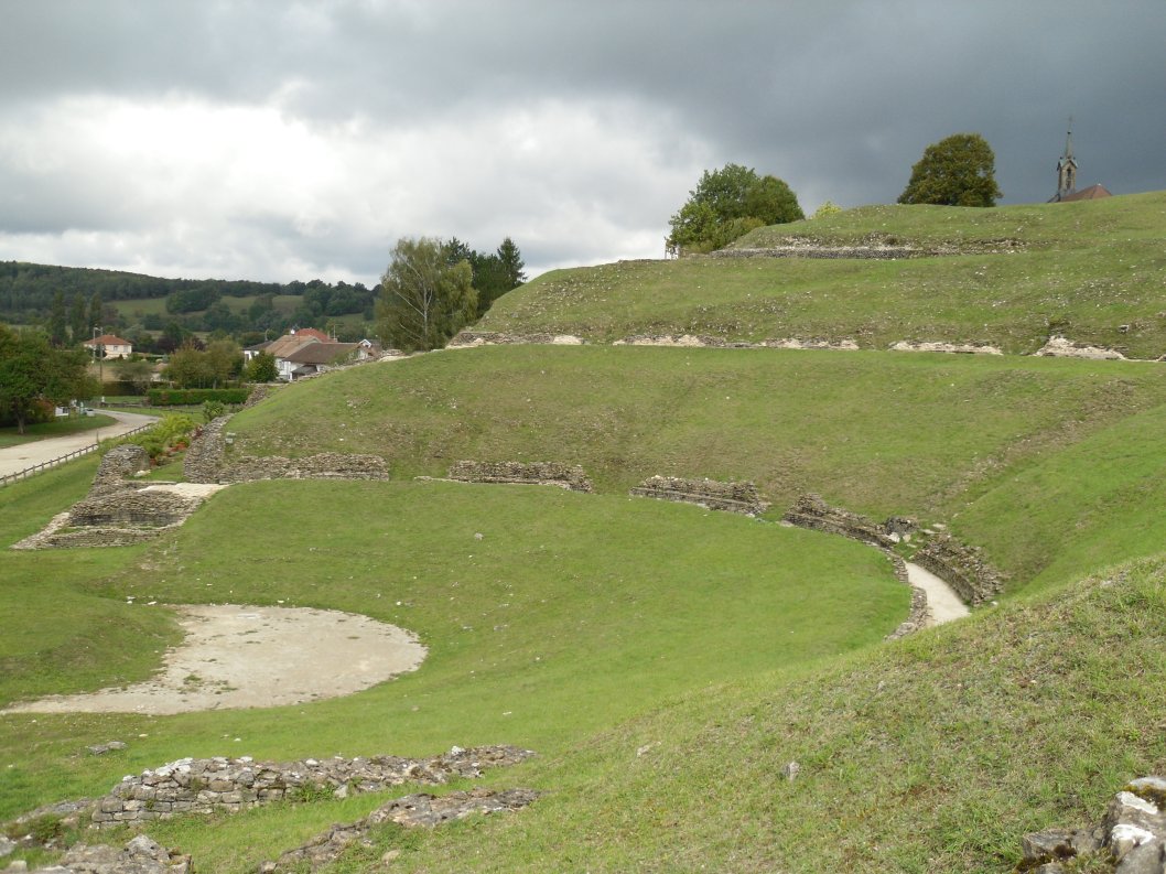 Click for full size image of Théâtre gallo-romain de Mandeure (PID:171810) Théâtre gallo-romain de Mandeure