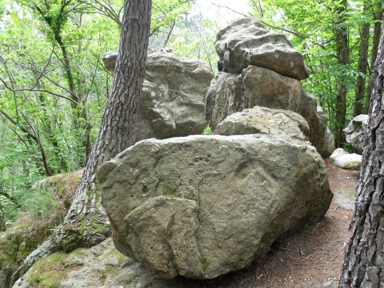 Les Pierres Tremblantes (Rennes-les-Bains)