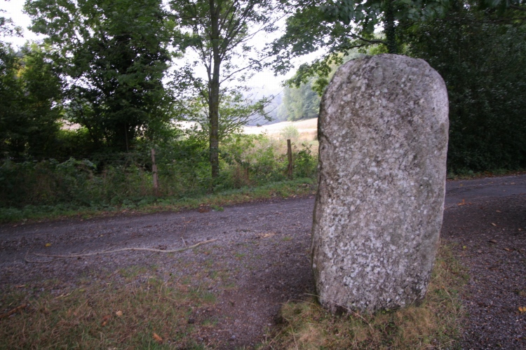 Click for full size image of Statue menhir de Gieussels (PID:68246) Statue menhir de Gieussels