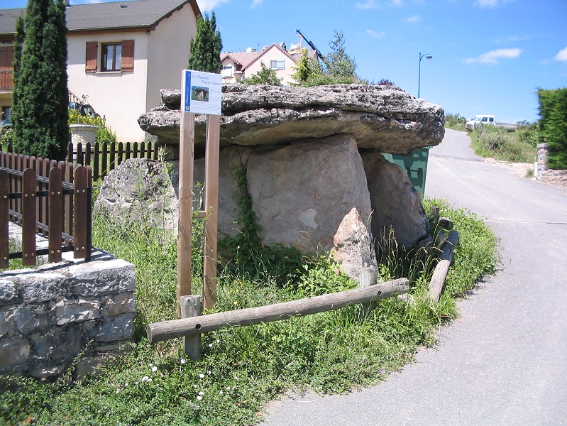 Dolmen La Chazelle Notre-Dame (PID:187646) Dolmen La Chazelle Notre-Dame