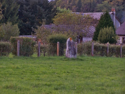  Menhir dit Le Grave de Roland en Corrèze, Limousin.
