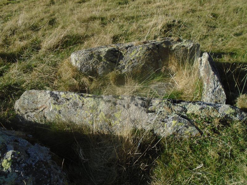 Saux burial chamber