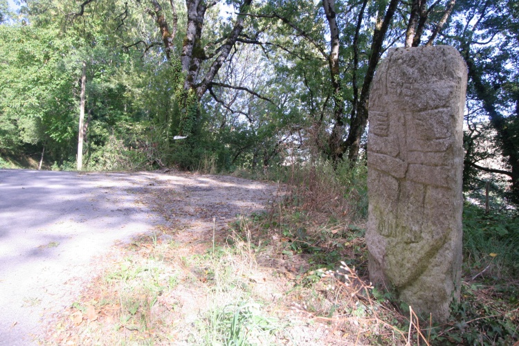Nicoules statue menhir (PID:68731) Nicoules statue menhir
