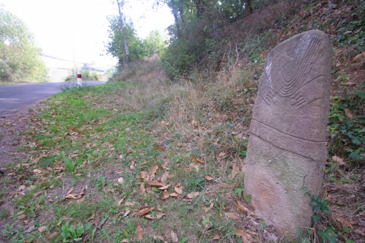 Click for full size image of Crays statue menhir (PID:68607) Crays statue menhir