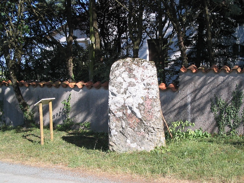 Click for full size image of Alban menhir (PID:189343) Alban menhir