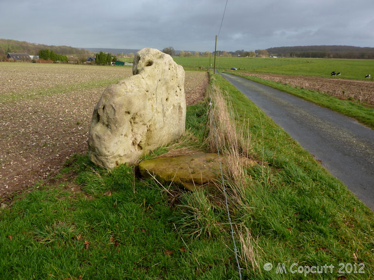 Le Wuy Menhir