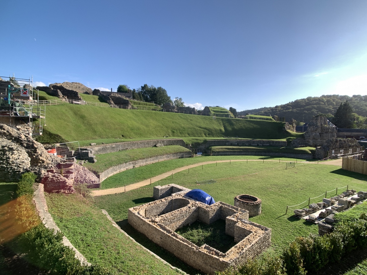 Click for full size image of Roman Theatre (Lillebonne) (PID:268226) Roman Theatre (Lillebonne)