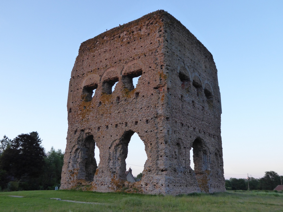 Temple of Janus (Autun)