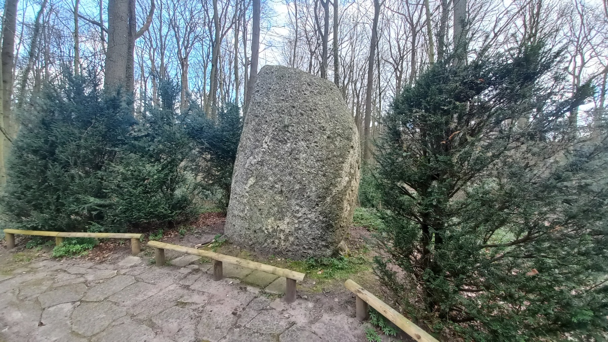 Kriegerdenkmal Zevener Ahewald