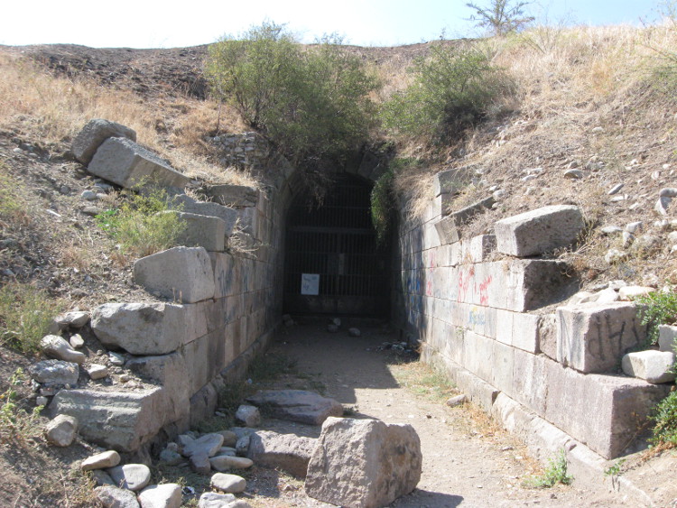 Click for full size image of Bergama Tumulus (PID:186656) Bergama Tumulus
