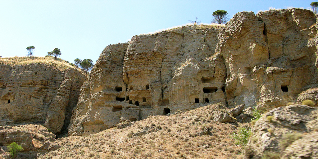Cuevas de Perales de Tajuña