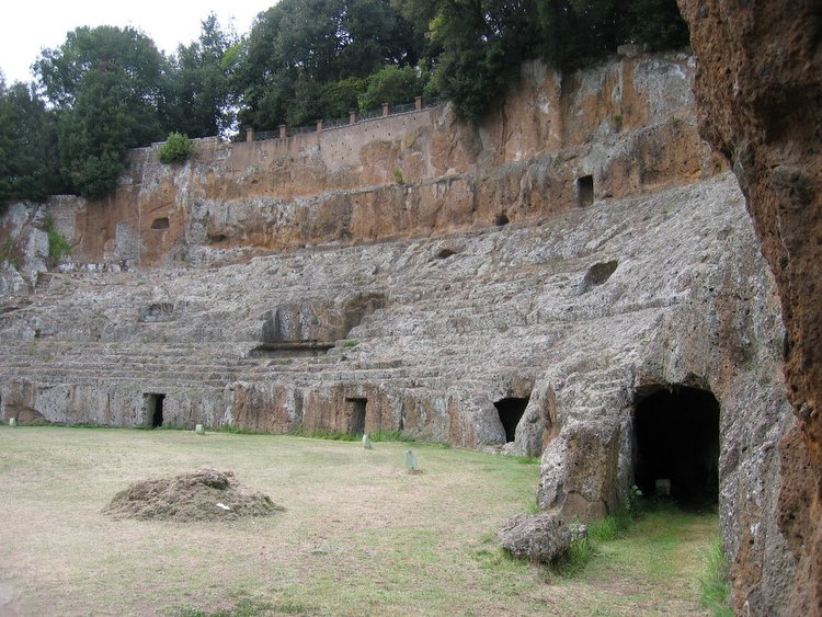 Click for full size image of Sutri amphitheatre (PID:63208) Sutri amphitheatre