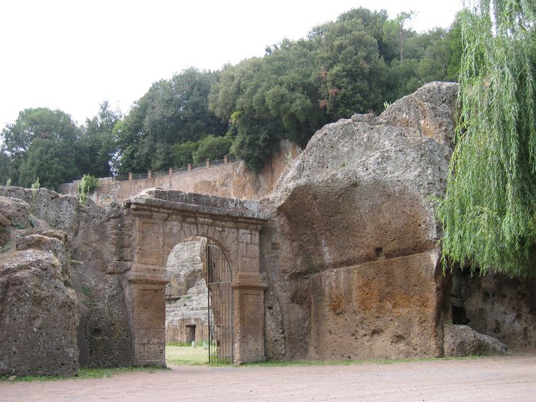 Click for full size image of Sutri amphitheatre (PID:63209) Sutri amphitheatre