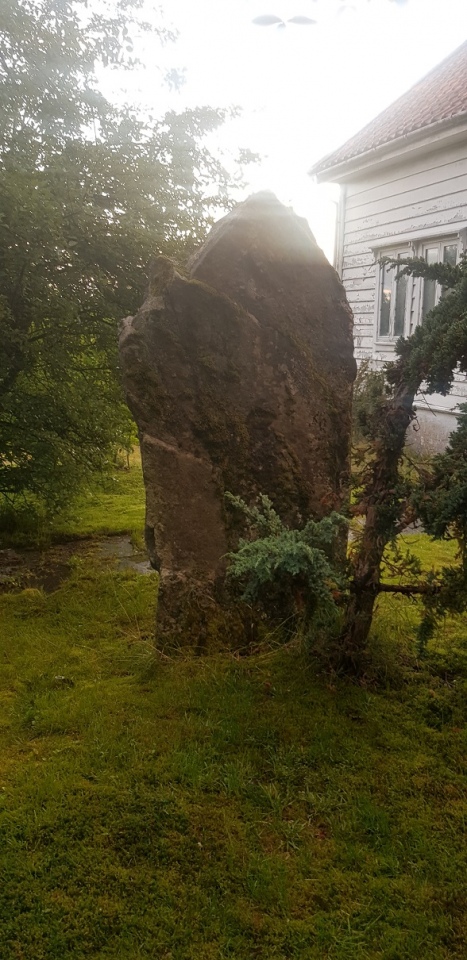 Click for full size image of Grimseidvegen Standing Stone (PID:216277) Grimseidvegen Standing Stone