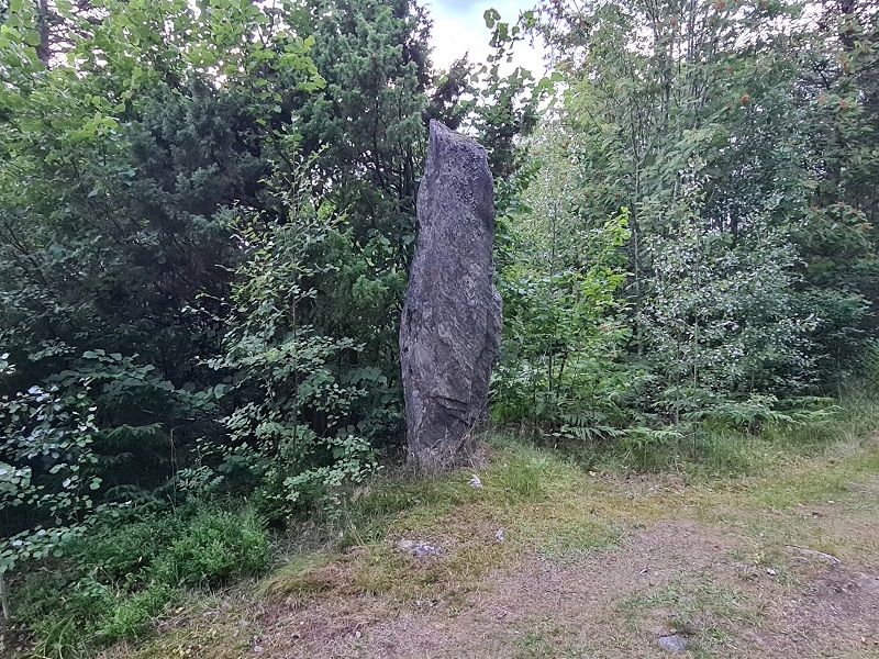 Click for full size image of Vigtil Standing Stone (PID:232772) Vigtil Standing Stone