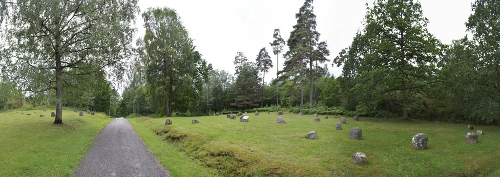 Click for full size image of Vårvik Domarringar (PID:155583) Vårvik Domarringar