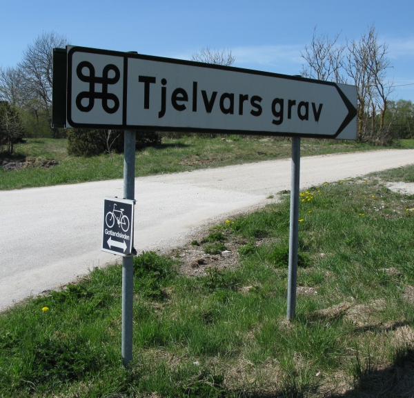 Gotland, May 2011. Road 146, turn to the site.

