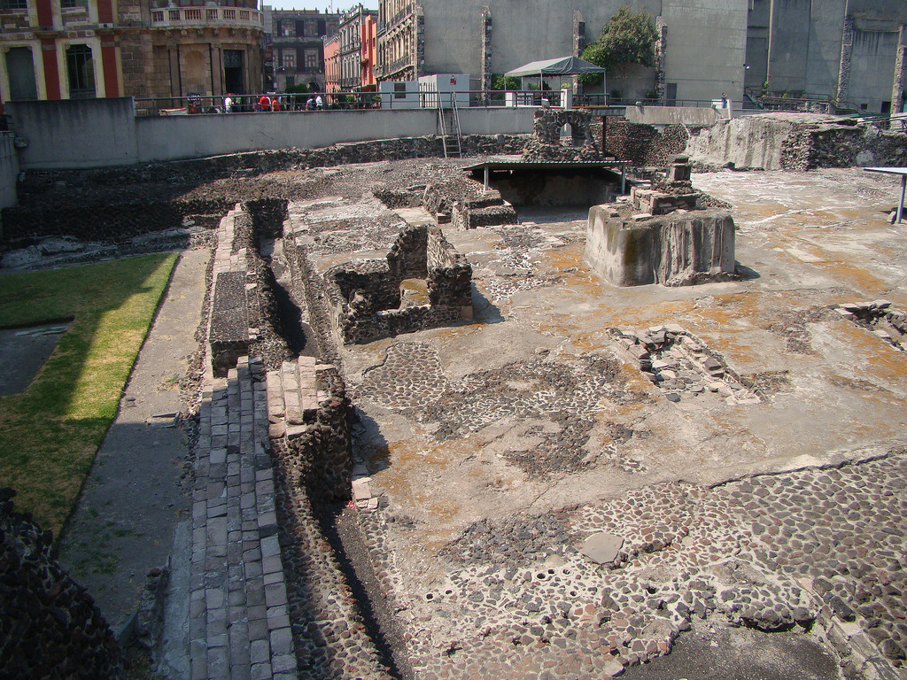 Click for full size image of Tenochtitlan - Templo Mayor (PID:188930) Tenochtitlan - Templo Mayor