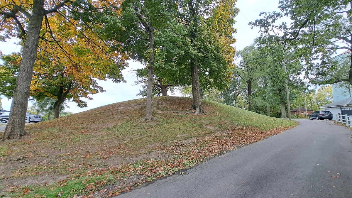 Click for full size image of Norwood Mound (PID:265570) Norwood Mound