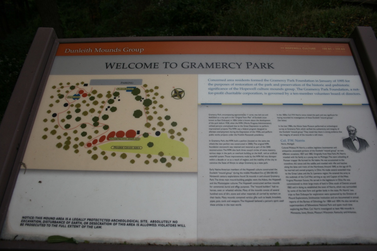 Click for full size image of Dunleith Mounds (PID:262087) Dunleith Mounds