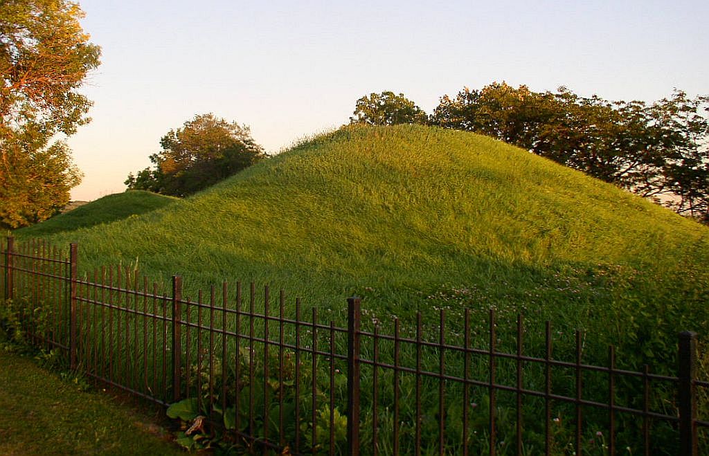Indian Mounds Regional Park (PID:180052) Indian Mounds Regional Park
