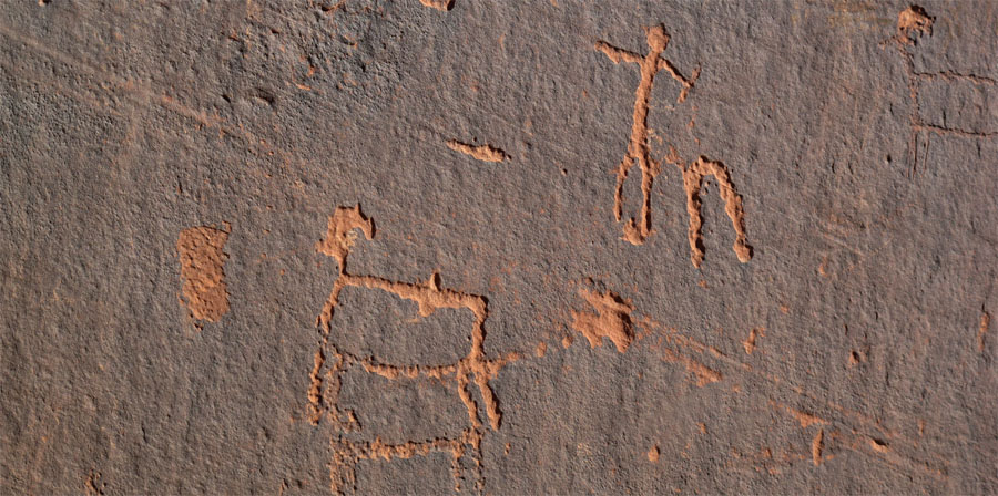 Click for full size image of Glen Canyon - Descending Sheep Panel Petroglyph Site (PID:98834) Glen Canyon - Descending Sheep Panel Petroglyph Site
