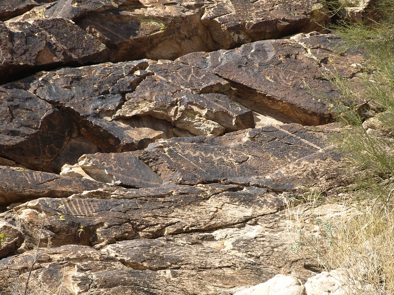 Click for full size image of White Tank Mountains Petroglyphs (PID:192139) White Tank Mountains Petroglyphs