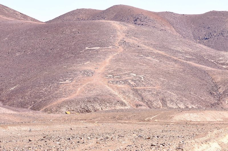 Click for full size image of Chug Chug Geoglyphs (PID:111682) Chug Chug Geoglyphs