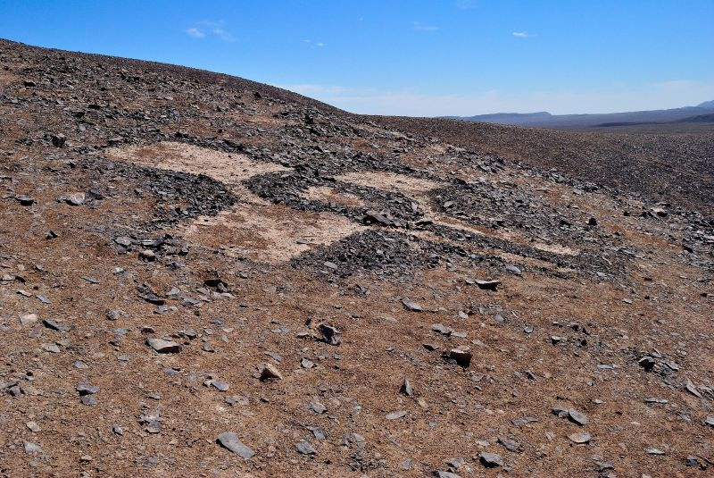 Click for full size image of Chug Chug Geoglyphs (PID:111683) Chug Chug Geoglyphs