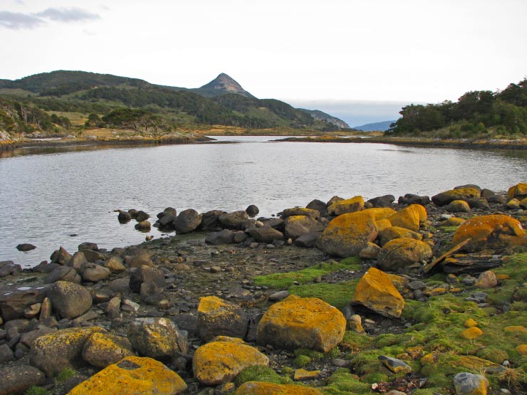 Bahia Wulaia Dome Middens