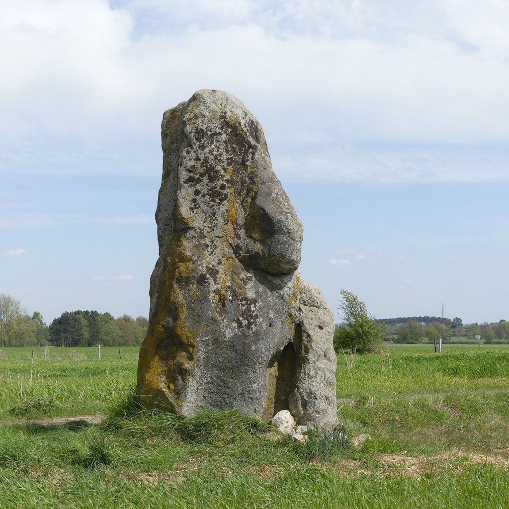 Pierre qui Tourne (Baileux)