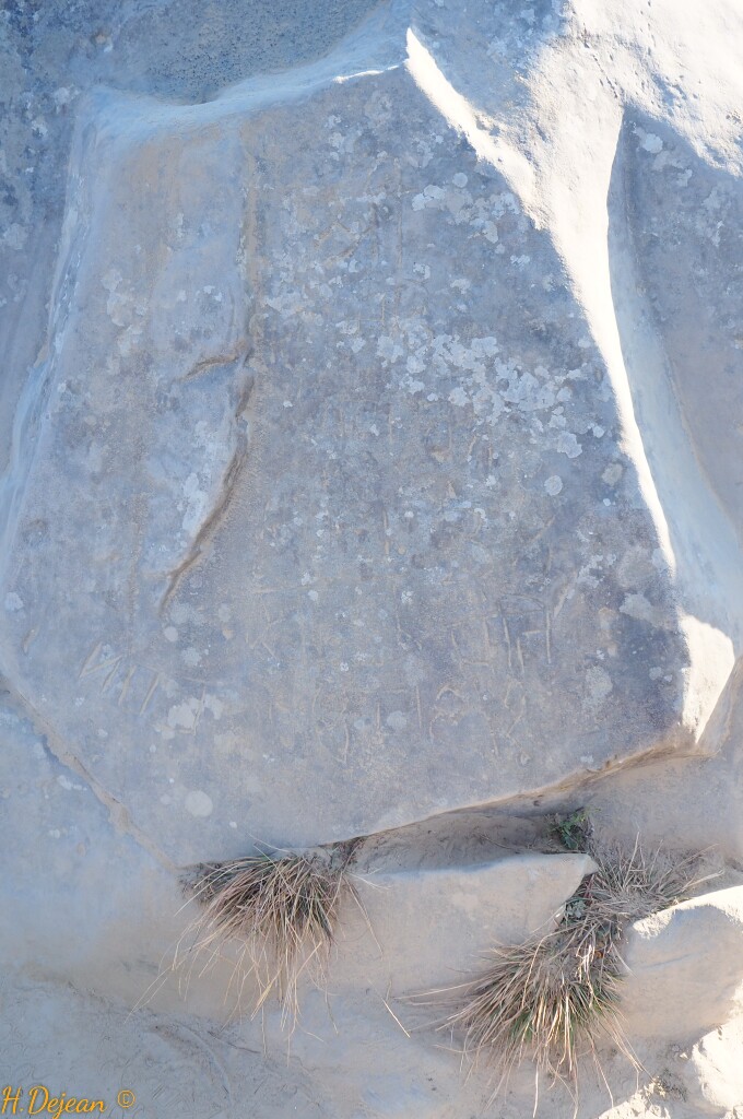 Click for full size image of New Nepal Megalith (Dhulikhel) (PID:188354) New Nepal Megalith (Dhulikhel)
