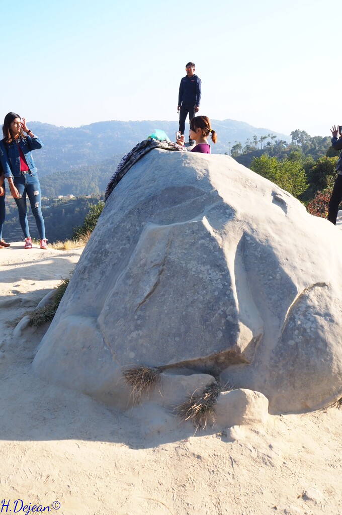 Click for full size image of New Nepal Megalith (Dhulikhel) (PID:188353) New Nepal Megalith (Dhulikhel)