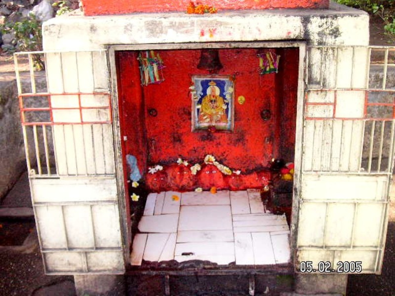 Pataleshwar cave temple 