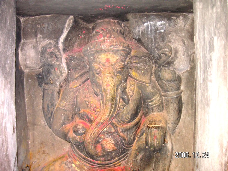 Undavalli cave temple, Guntur district, Andhra Pradesh

Lord Ganesha, the obstacles remover