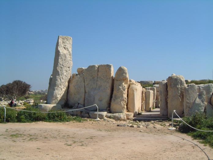 Click for full size image of Hagar Qim (PID:6529) Hagar Qim