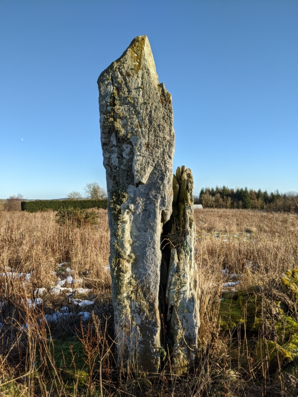 Click for full size image of Balkello Standing Stone (PID:222107) Balkello Standing Stone