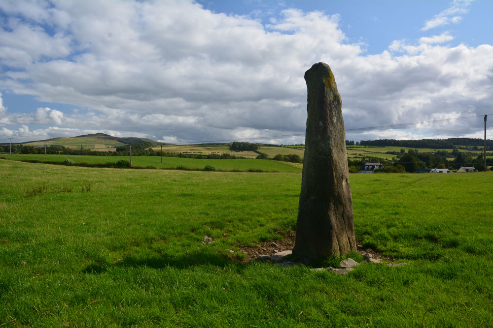 Click for full size image of Midshiels Standing Stone (PID:185419) Midshiels Standing Stone