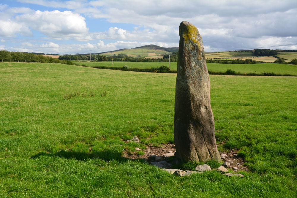 Click for full size image of Midshiels Standing Stone (PID:185418) Midshiels Standing Stone