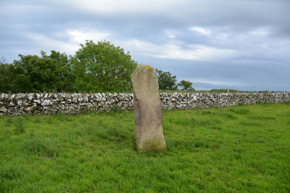 Cairnweil standing stone