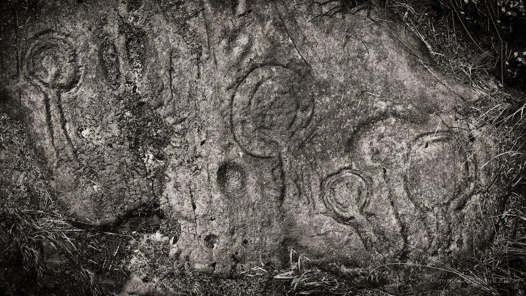 Click for full size image of Stronach Ridge Rock Art (PID:178225) Stronach Ridge Rock Art