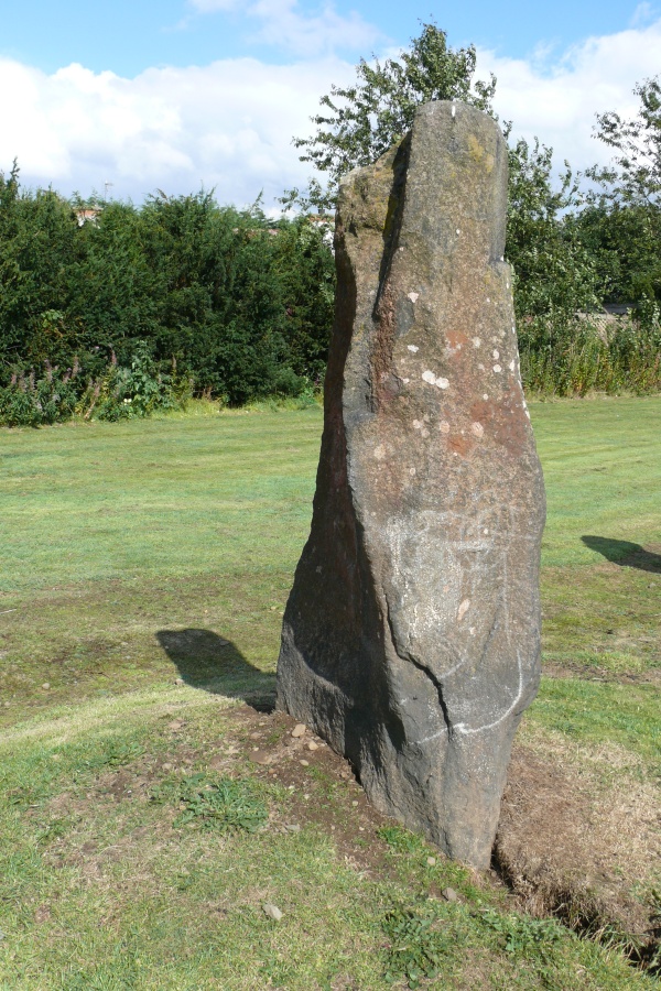Click for full size image of Huly Hill Cairn (PID:122049) Huly Hill Cairn
