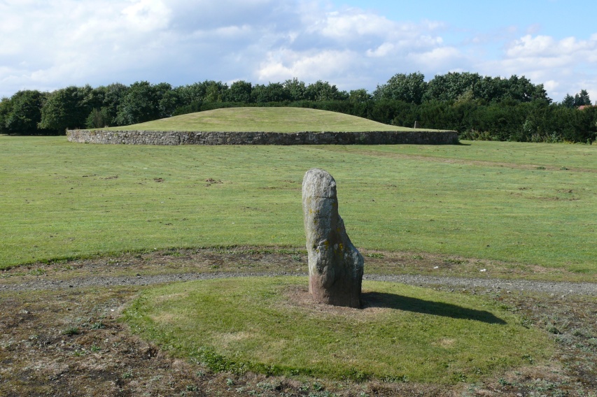 Click for full size image of Huly Hill Cairn (PID:122047) Huly Hill Cairn