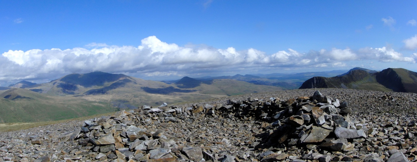 Mynydd Mawr Cairn