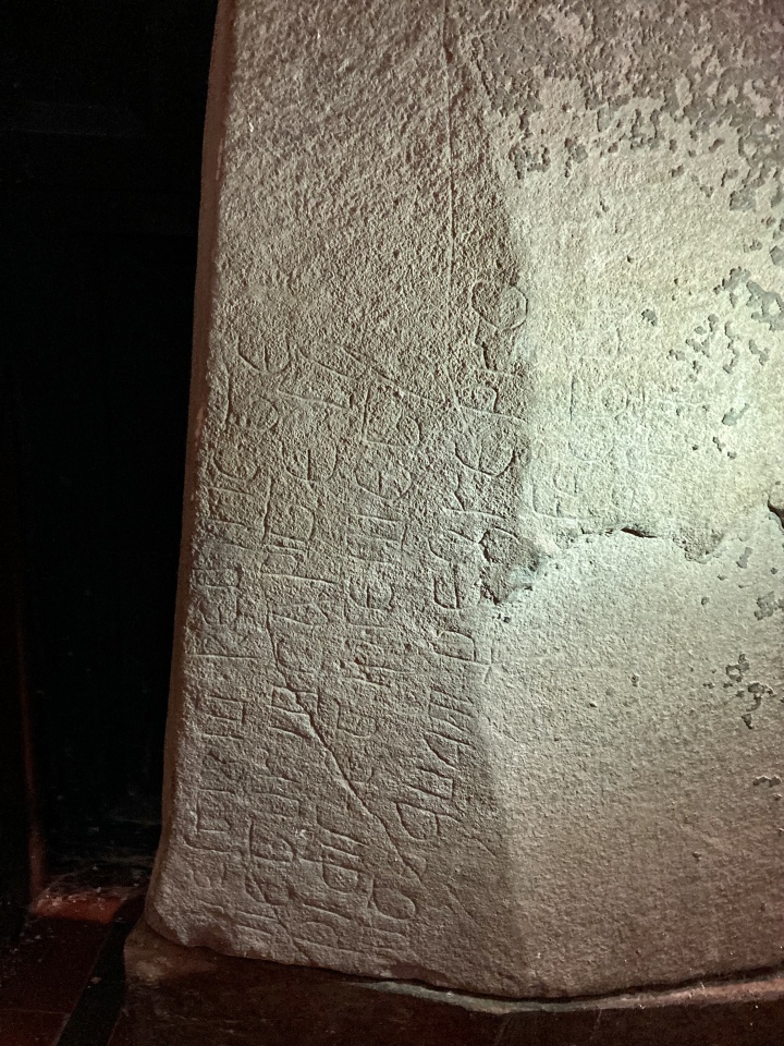 Click for full size image of Kenric's Stone (Llanelltyd) (PID:258110) Kenric's Stone (Llanelltyd)
